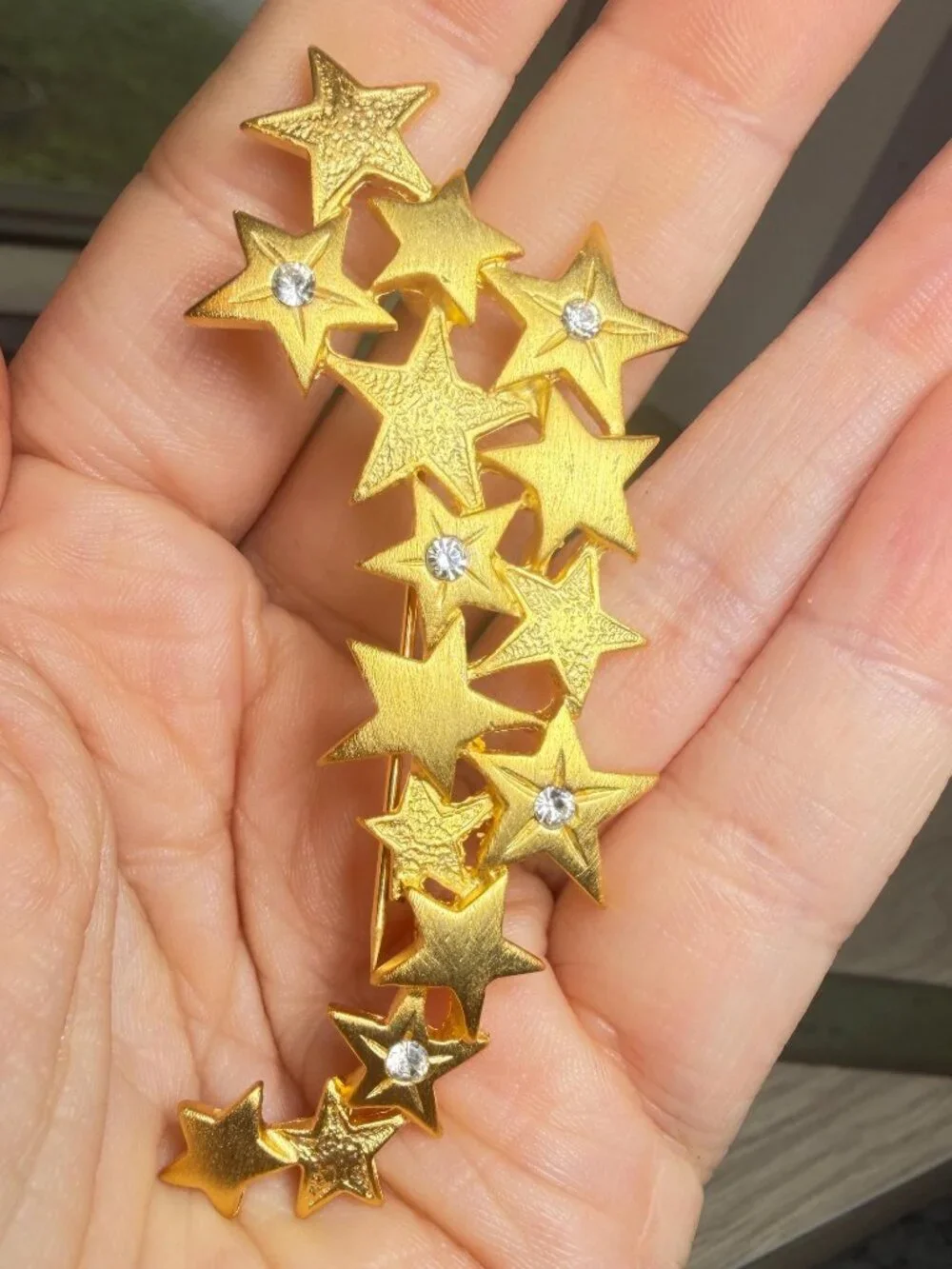 JJ Shooting Star Brooch Gold Tone Rhinestone Vintage 3.2